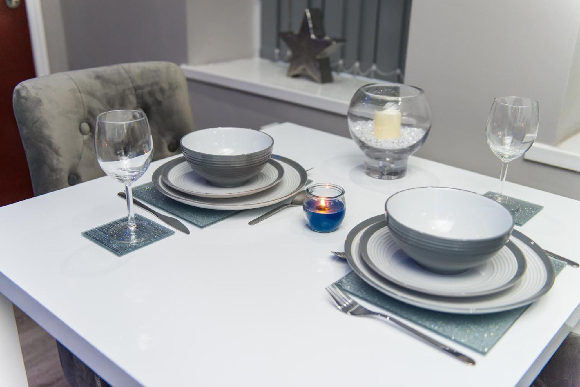 Aphrodite Suites Huddersfield Rum bild