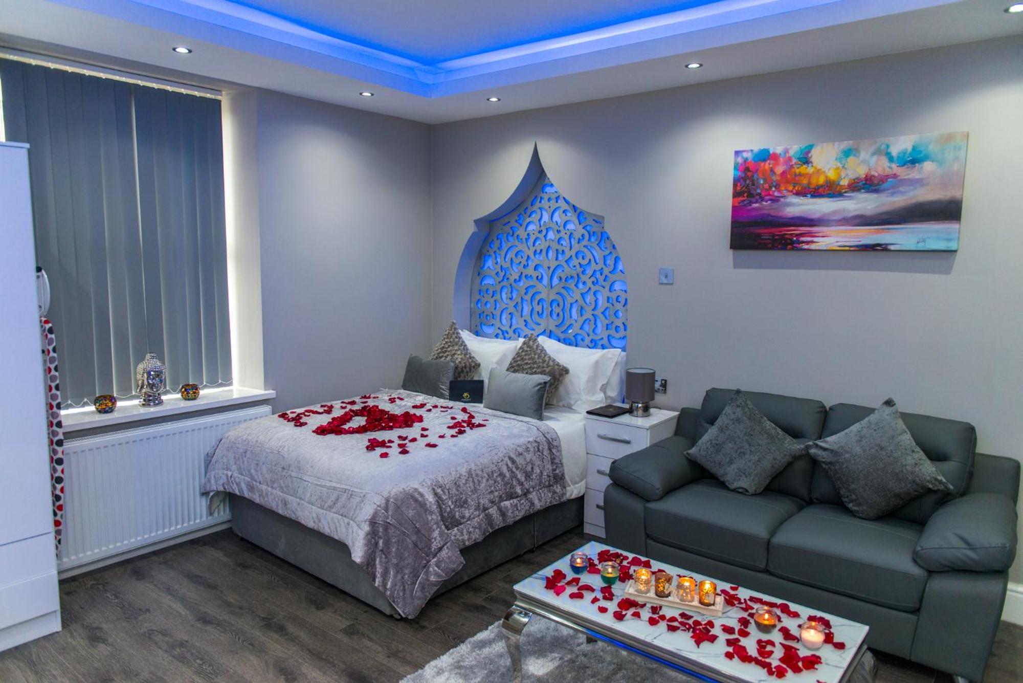Aphrodite Suites Huddersfield Rum bild